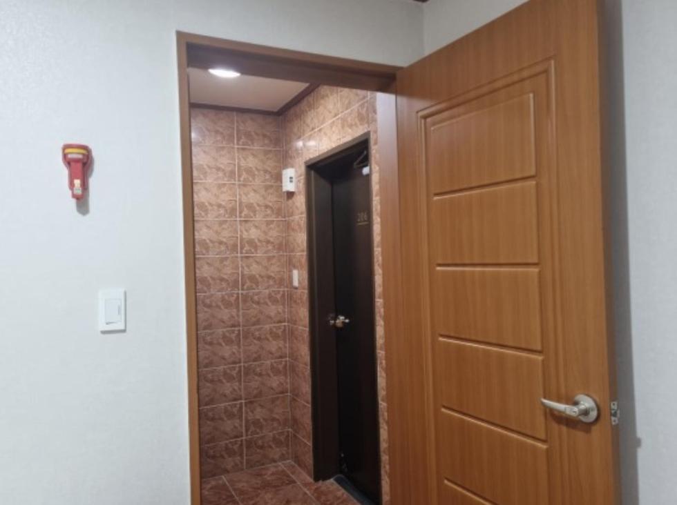 Oreum Motel Jeju Buitenkant foto